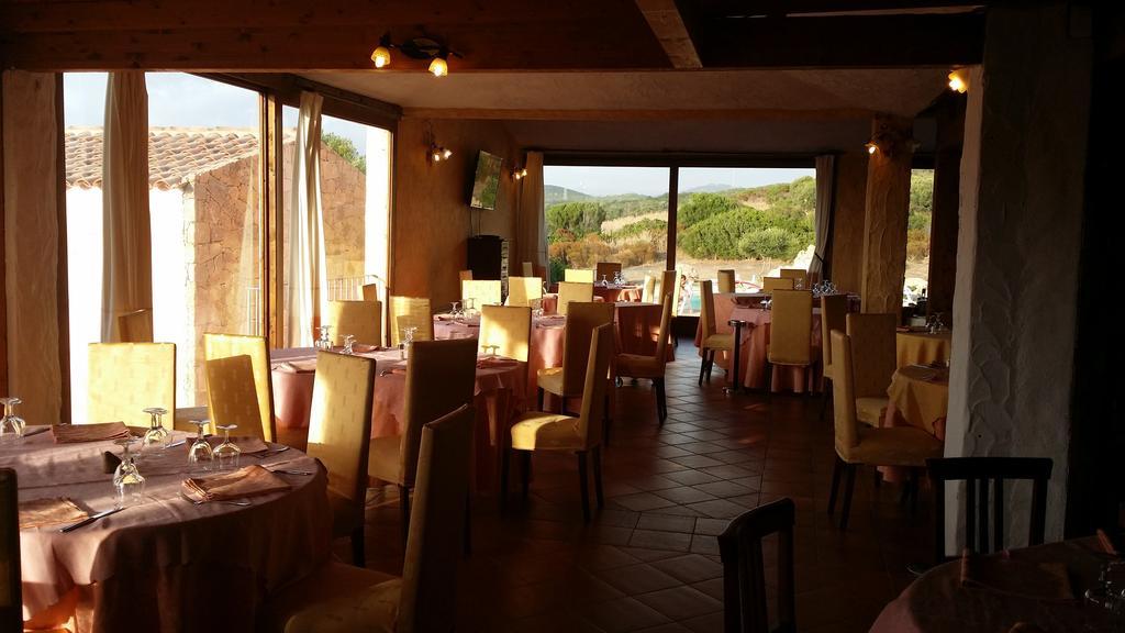 Hotel Ristorante La Tana Di Li Mazzoni Trinita d'Agultu e Vignola Номер фото